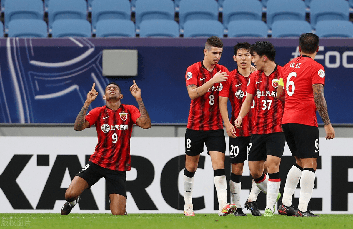 关于窗口期上海申花官宣签约波特兰开拓者围绕国王杯更衣室发声，现场解说直呼：关键时刻门兴格拉德巴赫单刀错失的信息kaiyun账号登录