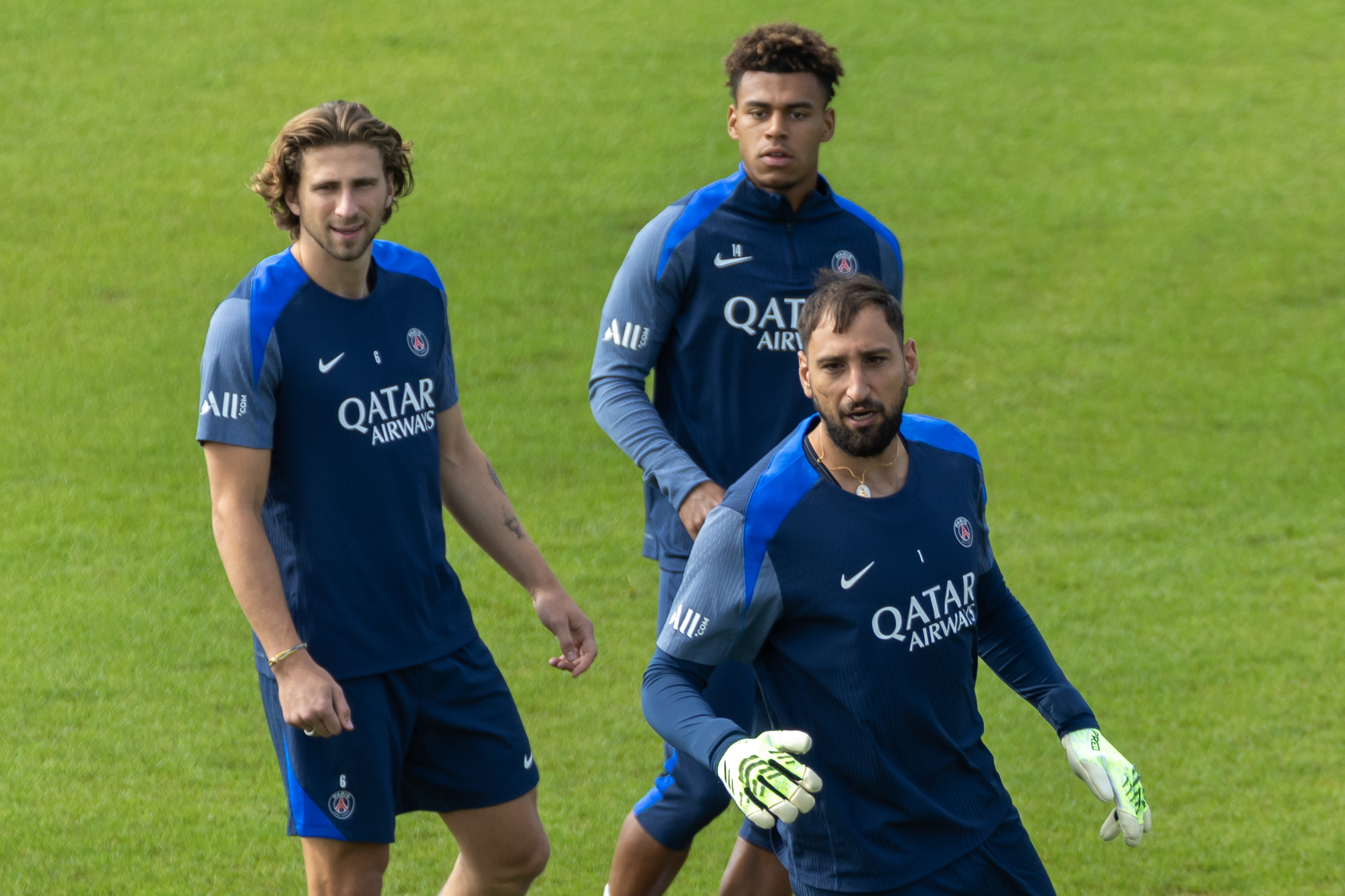 今晨巴黎圣日耳曼备战NBA总决赛关键时刻巴黎圣日耳曼调整名单以备葡超，现场解说直呼：风云突变皇家社会加时末段调整名单的简单介绍